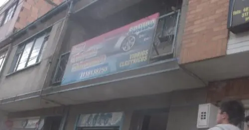 LUJOS CERRAJERIA Y ELECTRICIDAD LUJOS CERRAJERIA Y ELECTRICIDAD